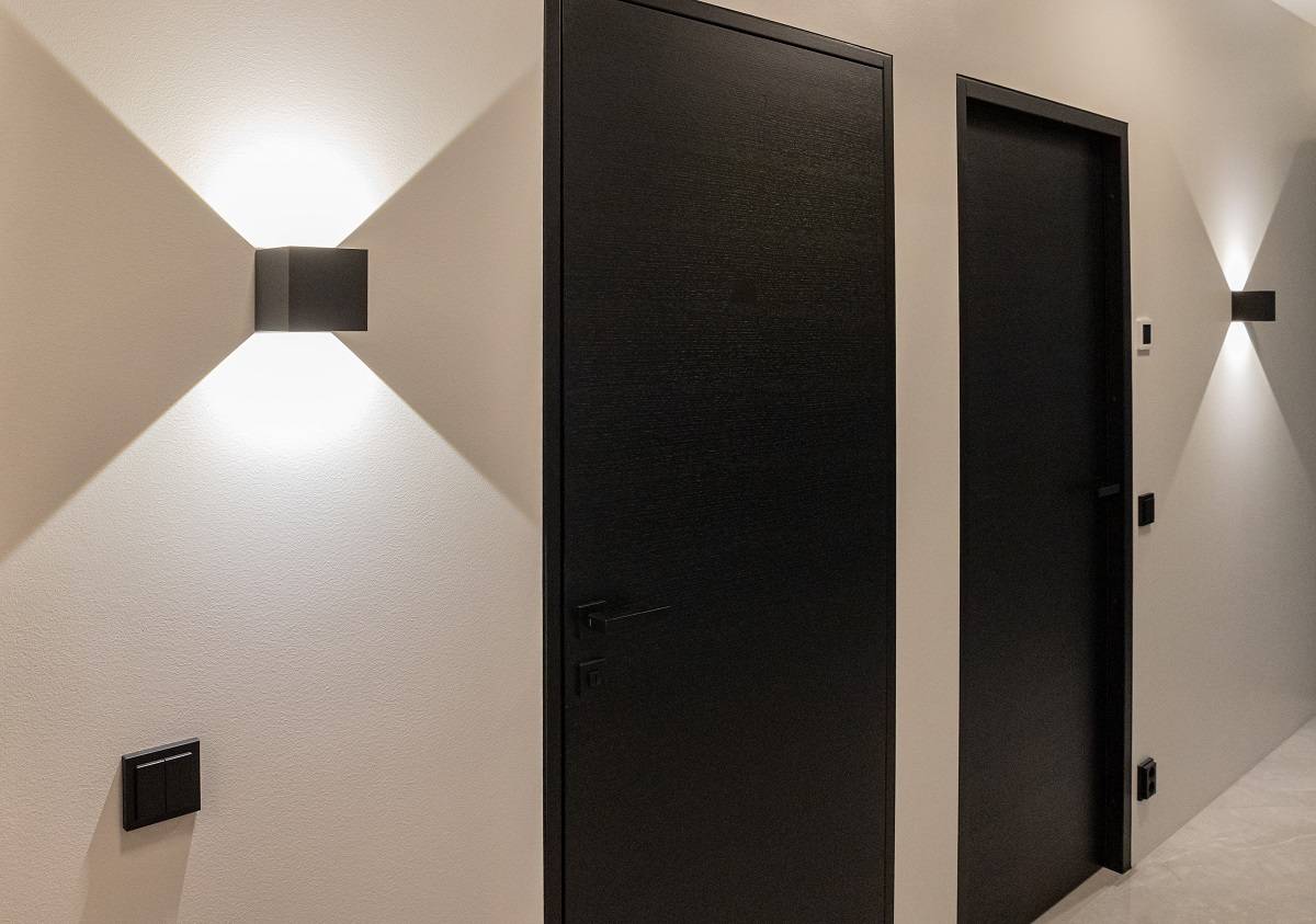 Ajouter de l'intérêt à un couloir avec un motif lumineux, luminaires muraux à gradation FUNK